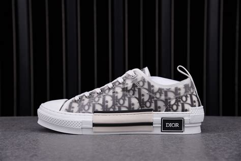 men dior b23 low top logo|Dior b23 oblique high top.